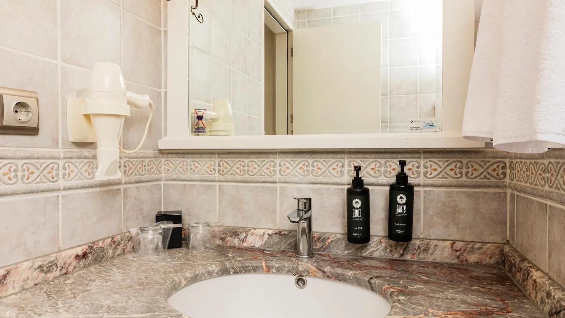 Hotel Yasmak Sultan Istanbul 4*,