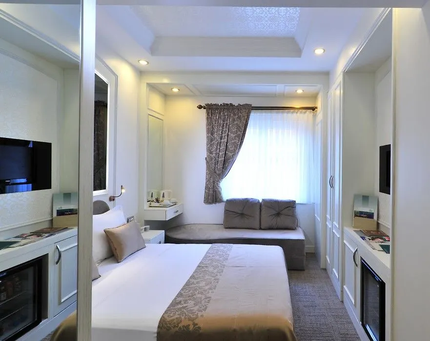 Hotel Yasmak Sultan Istanbul 4*,